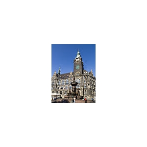 Ву́пперталь (Wuppertal)— город Германии (земля Nordrhein-Westfalen)