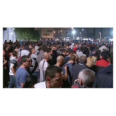 В Дюссельдорфе проходит массовый митинг курдов против политики Турции