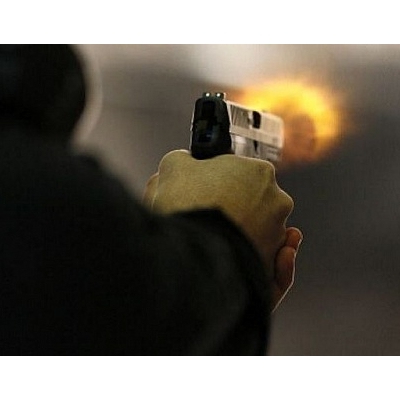 Неизвестные в Кельне устроили поножовщину и стрельбу