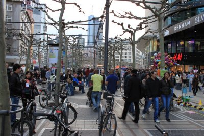 Фото. Франкфурт-на-Майне. Люди.