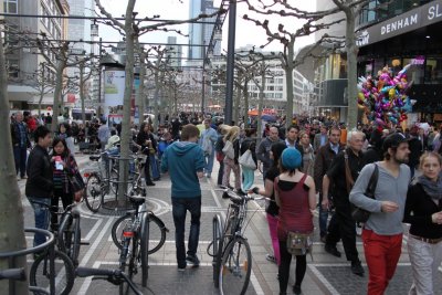 Фото. Франкфурт-на-Майне. Люди.