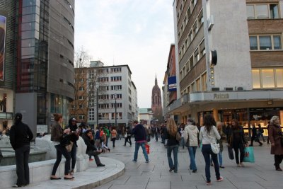 Фото. Франкфурт-на-Майне. Люди.