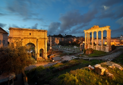 рим триумф арка, храм сатурна.jpg